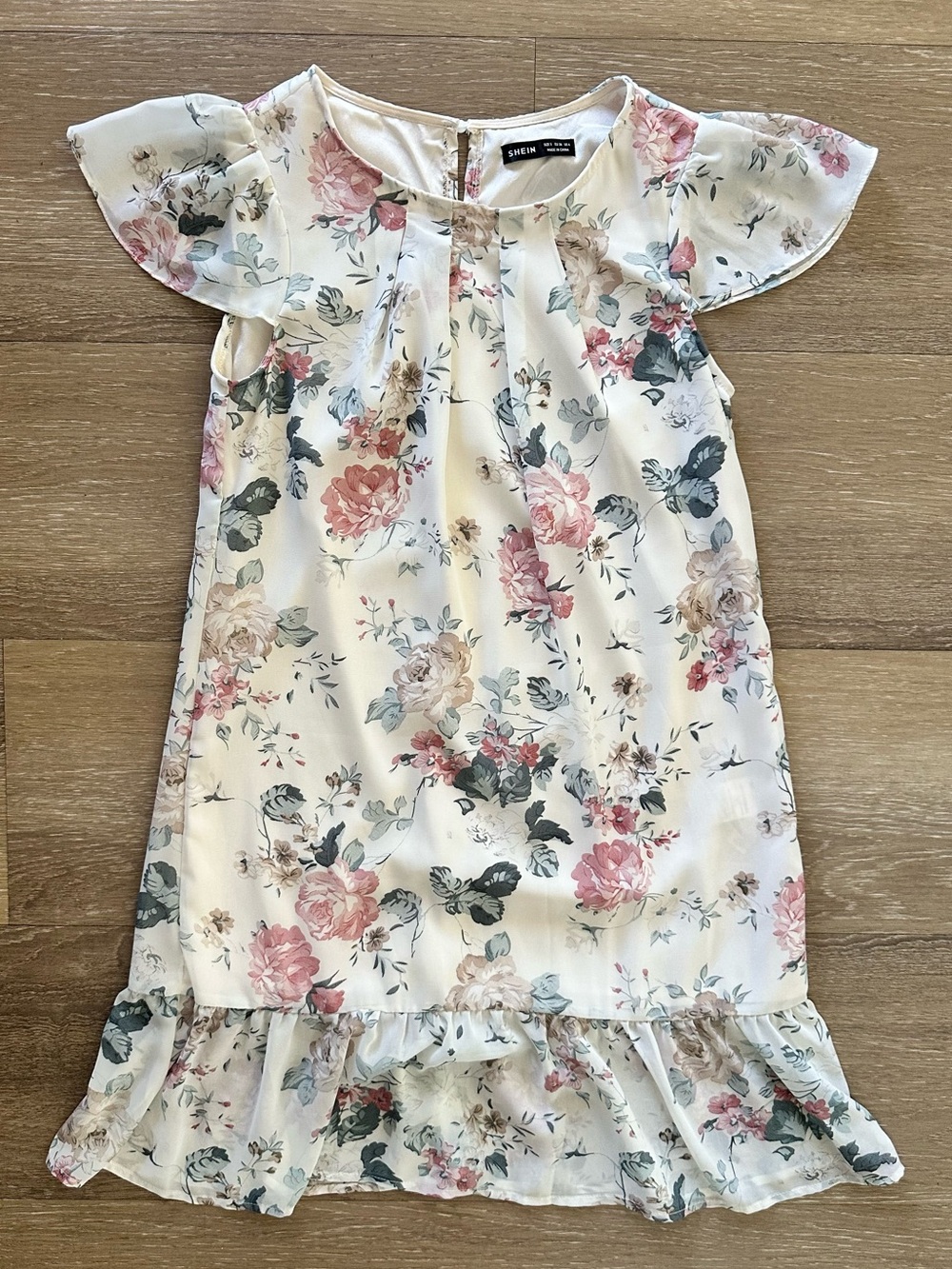 SHEIN Cream Floral Flutter Sleeve Ruffle Dress